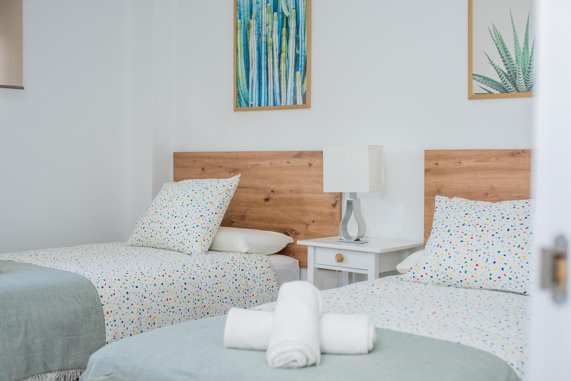 Ferienwohnung Oasis En Playamar Con Piscina Torremolinos Exterior foto