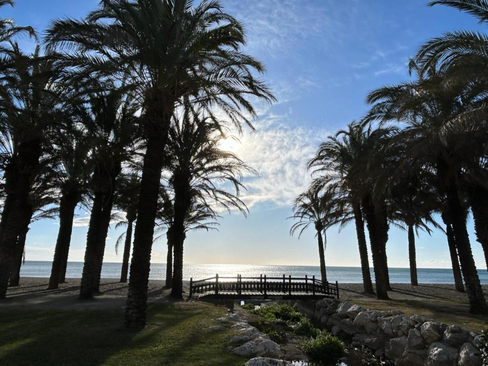 Ferienwohnung Oasis En Playamar Con Piscina Torremolinos Exterior foto